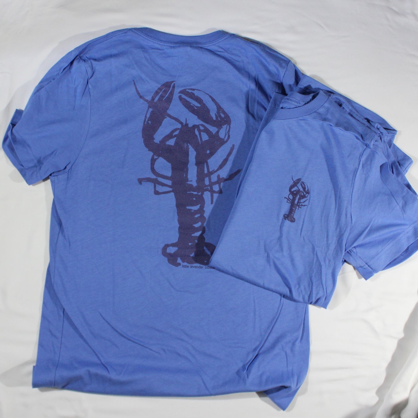 NAVY LOBSTER - SOFT STYLE T-SHIRT