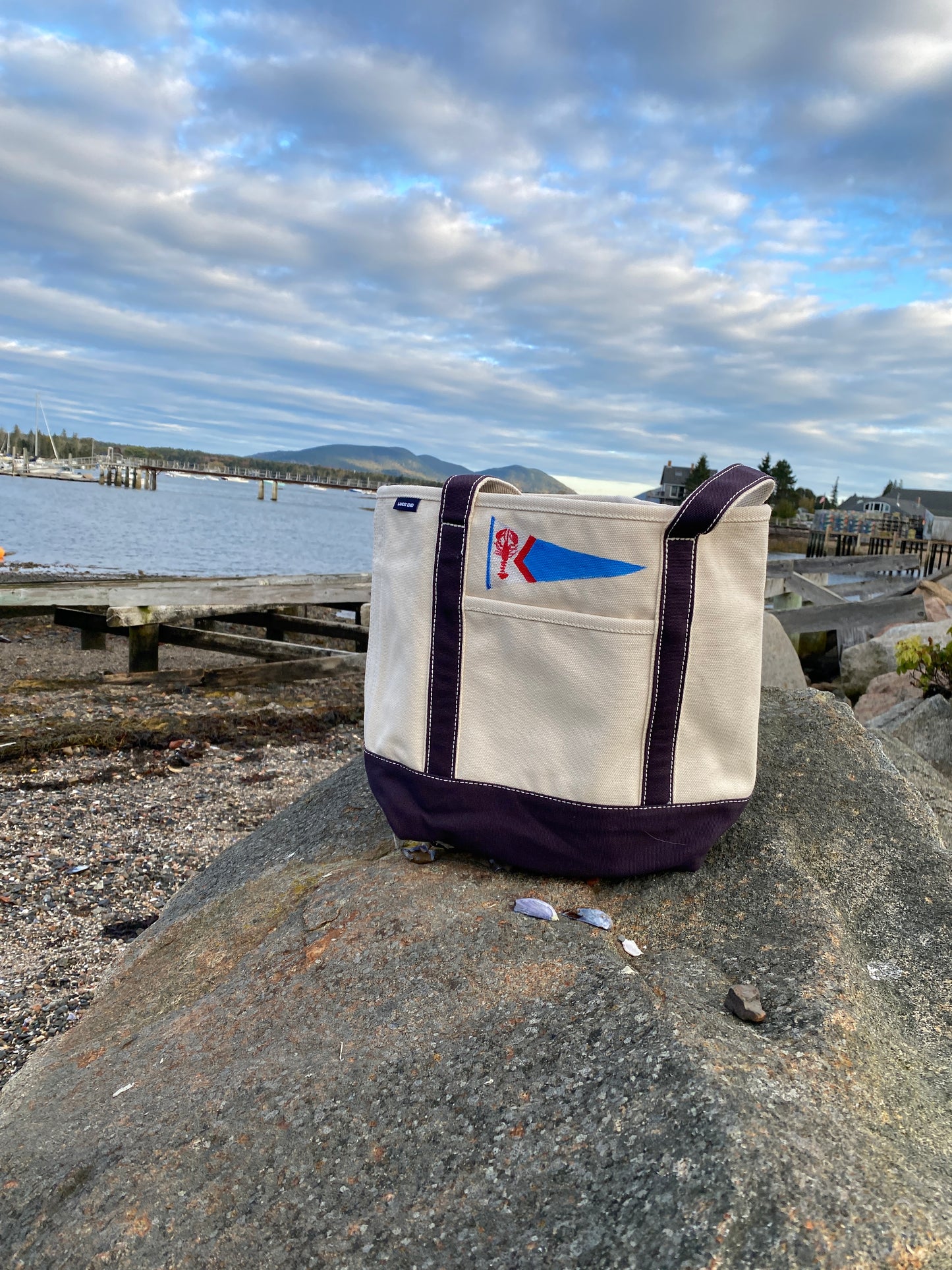 MEDIUM LOBSTER BURGEE FLAG BOAT BAG
