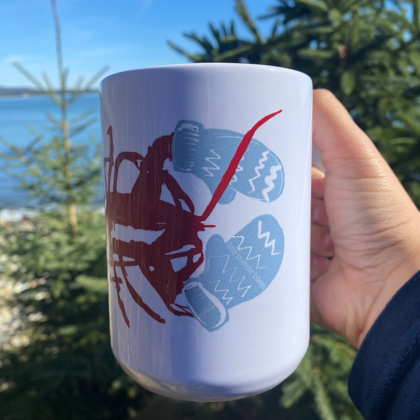 LOBSTER WITH BLUE MITTENS MUG