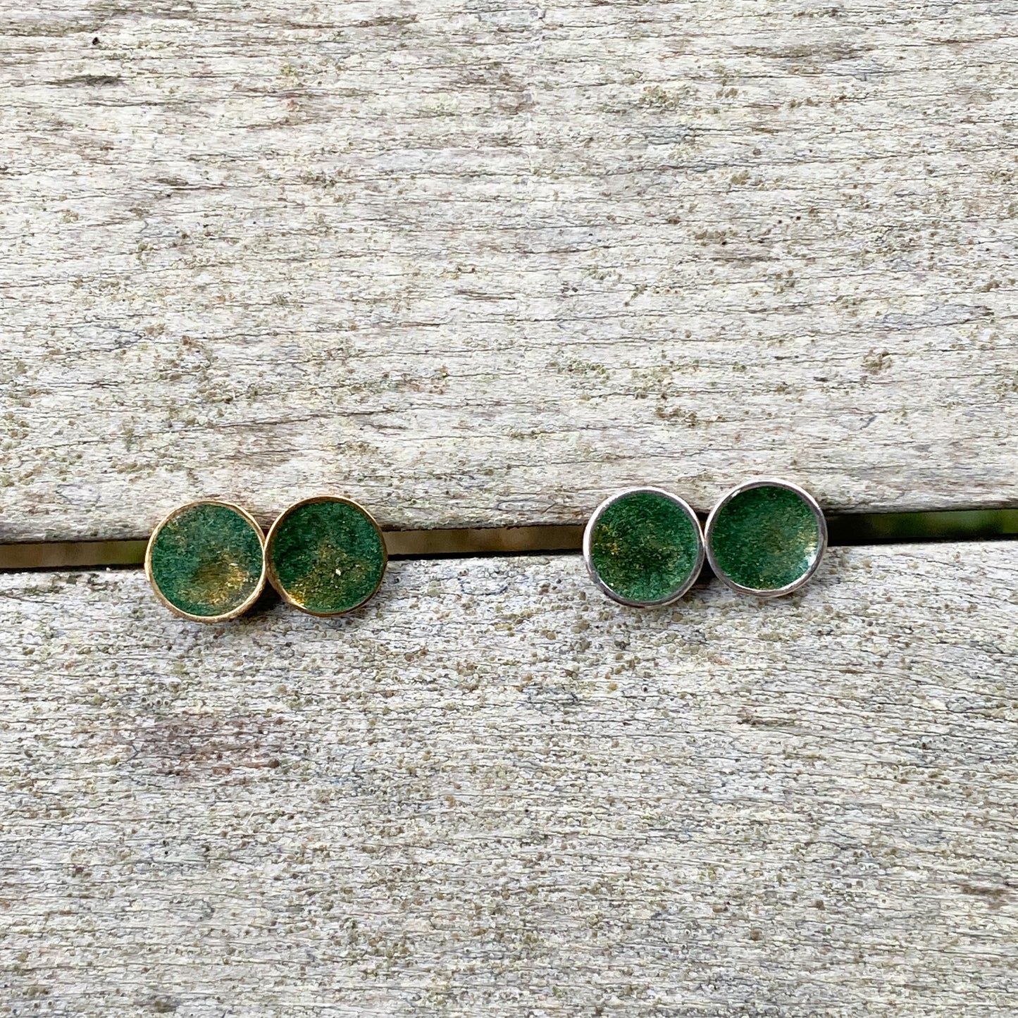 POP OF COLOR - POST EARRINGS