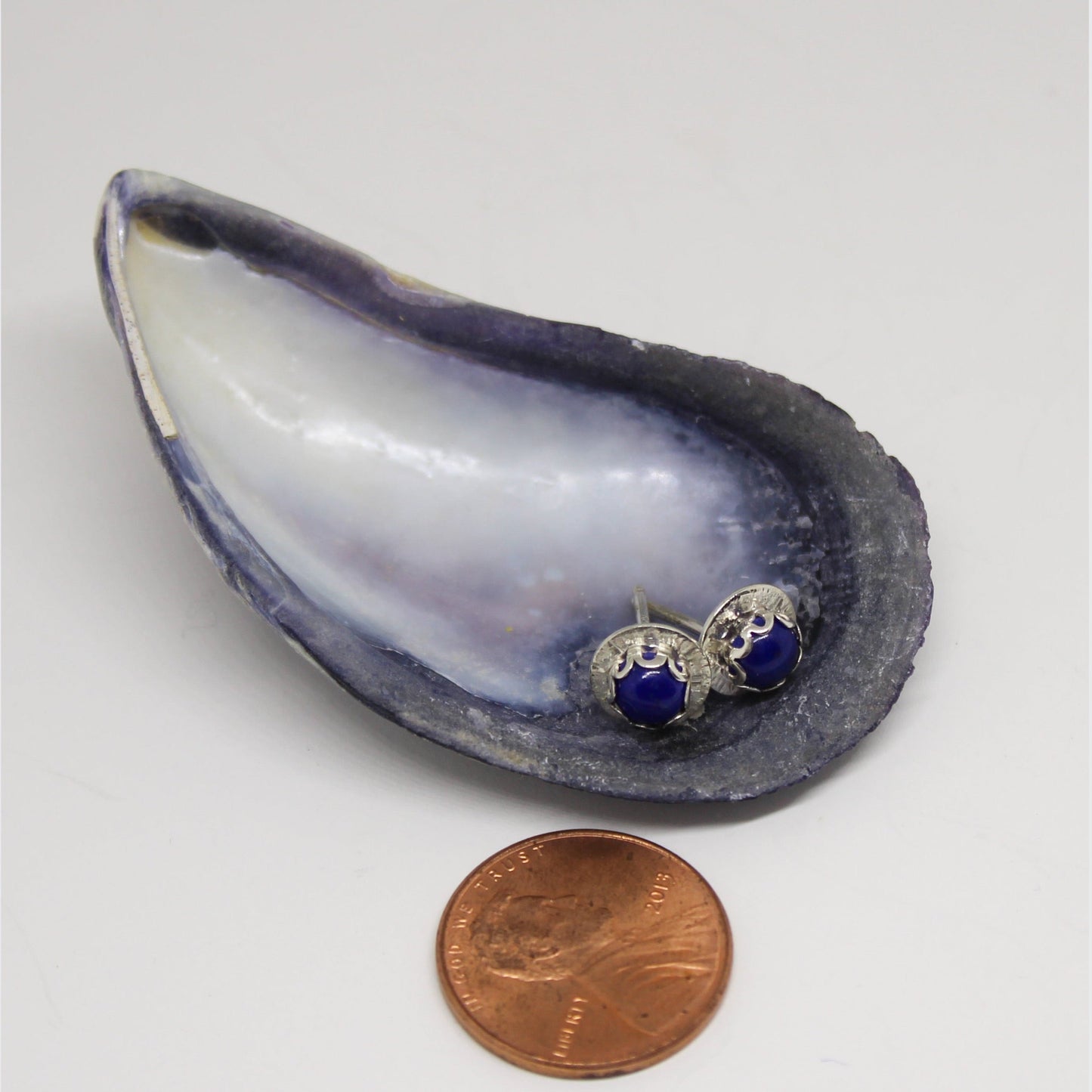 SOUTHWEST HARBOR SCALLOPED DOT EARRINGS