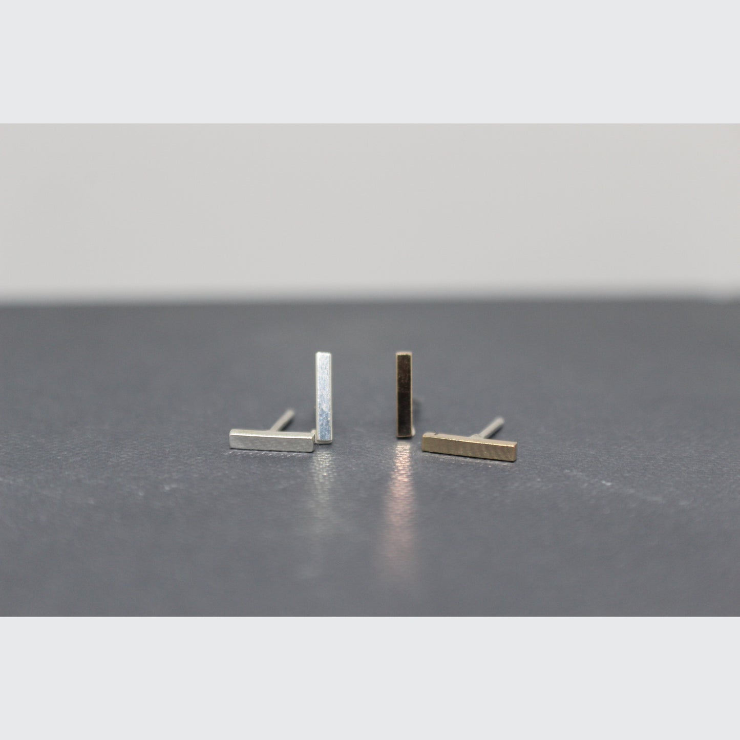 DAINTY BAR EARRINGS