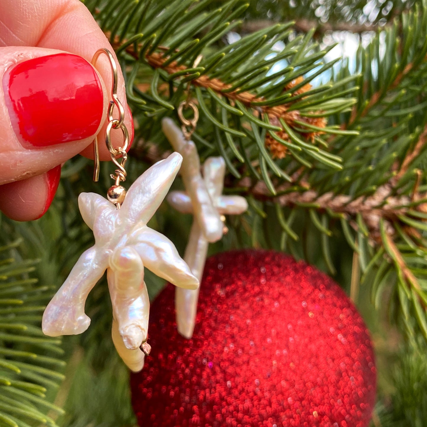 SEA STAR PEARL EARRINGS