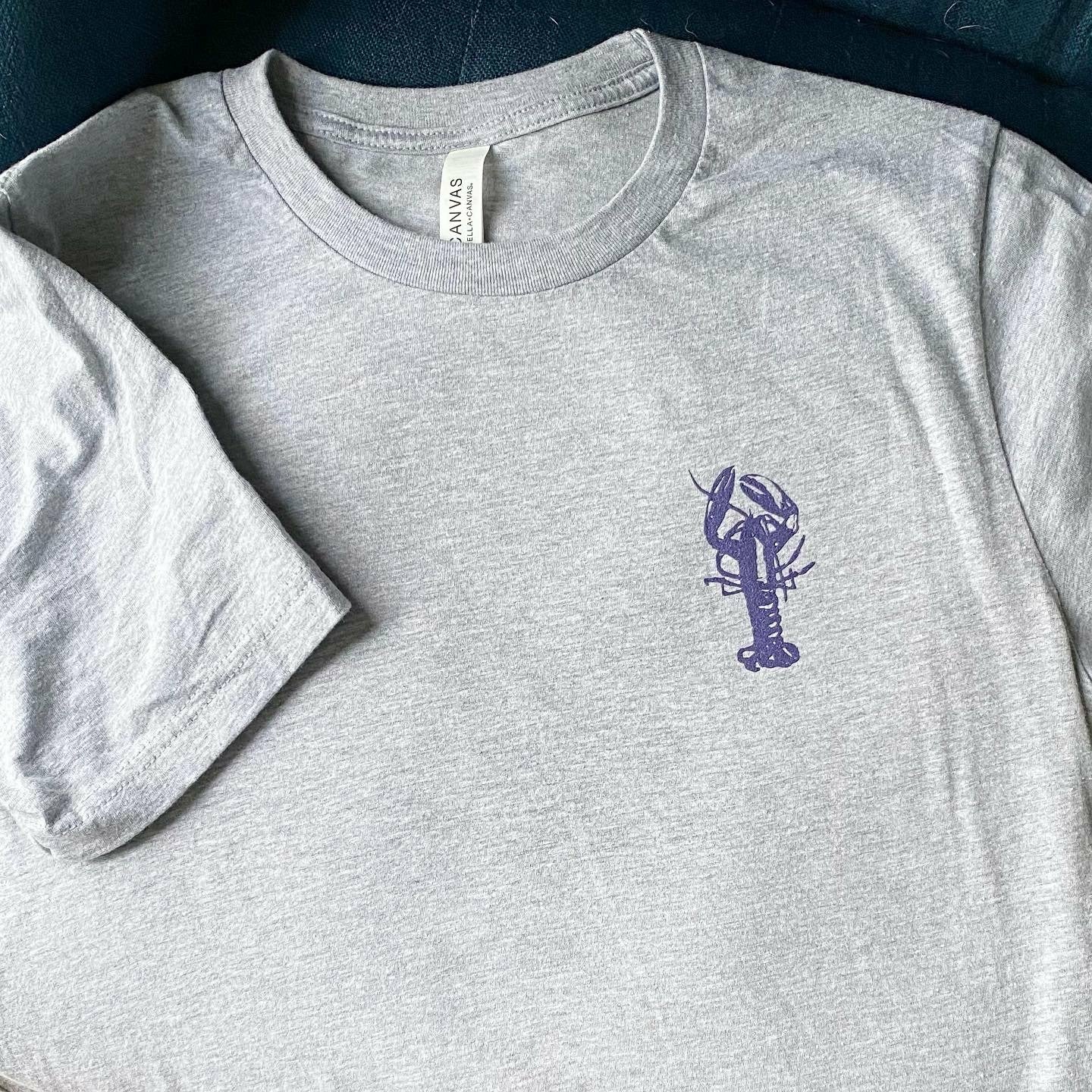 NAVY LOBSTER - SOFT STYLE T-SHIRT