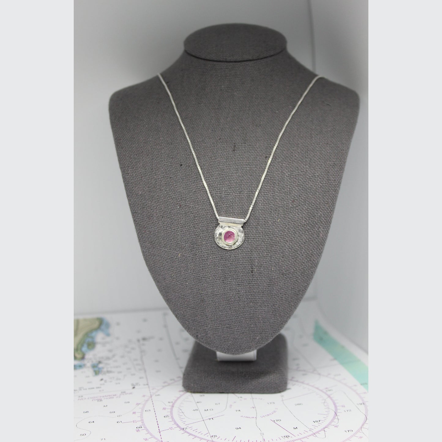 CLAMSHELL TOURMALINE NECKLACE