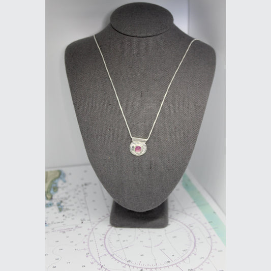 CLAMSHELL TOURMALINE NECKLACE